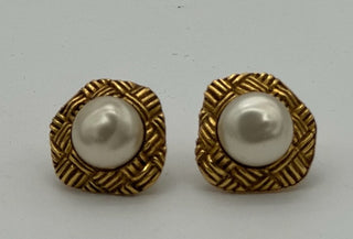 Chanel Vintage Pearl Earrings