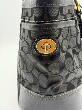 Coach Signature Black Shoulder Bag/Tote