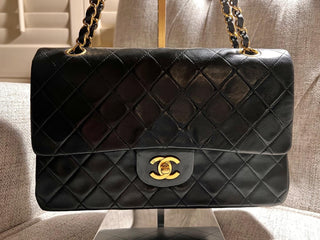 CHANEL Vintage Double Flap GHW Medium Lambskin