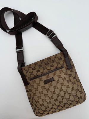 Gucci Crossbody/Messenger Canvas Bag
