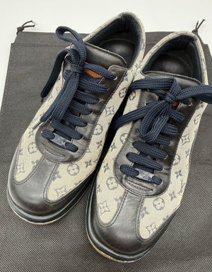 LOUIS VUITTON Women’s Monogram Canvas Sneakers