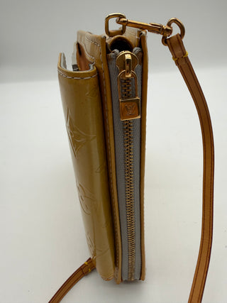 Louis Vuitton Monogram Vernis Mott Pochette