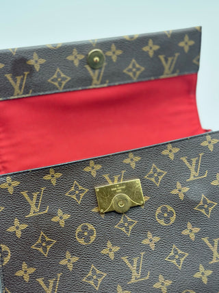 Louis Vuitton Cluny Monogram