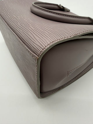 Louis Vuitton Pont Neuf Lilac Epi Leather Handbag