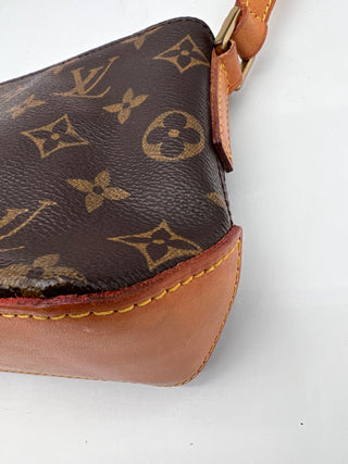 Louis Vuitton Trotteur Crossbody Monogram