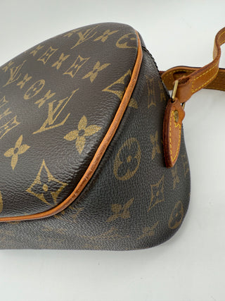 Louis Vuitton Blois Monogram Crossbody