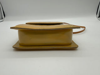 Louis Vuitton Monogram Vernis Mott Pochette