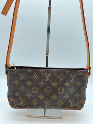Louis Vuitton Trotteur Crossbody Monogram