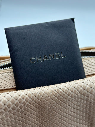 CHANEL Vintage Python & Tweed Shoulder Bag