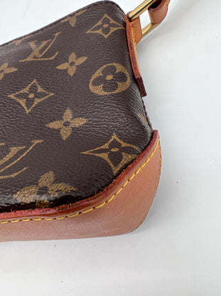 Louis Vuitton Trotteur Crossbody Monogram