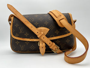 LOUIS VUITTON Sologne