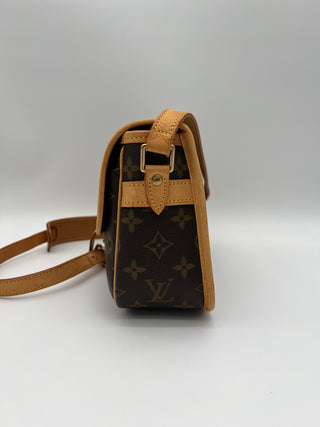 LOUIS VUITTON Sologne